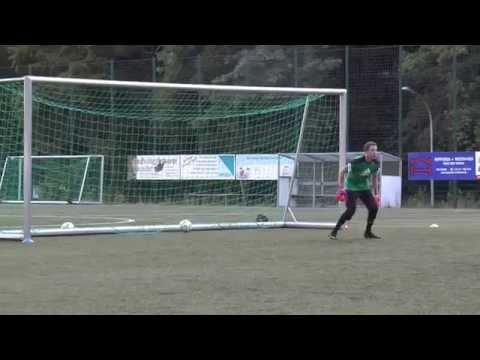 Trainingsvorbereitung der zweiten Mannschaft des HFV
