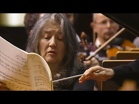 Martha Argerich rehearses Ravel Piano Concerto (with English Subtitles)