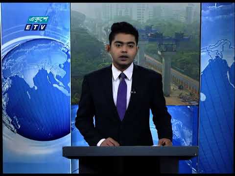 ‘বিলসুতি’ বিলে বাঁশের বেড়া দিয়ে মাছ চাষ