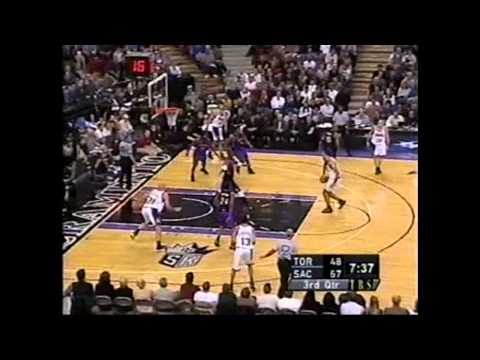 Vince Carter` 3 Dunks @ SAC - 11/13/01
