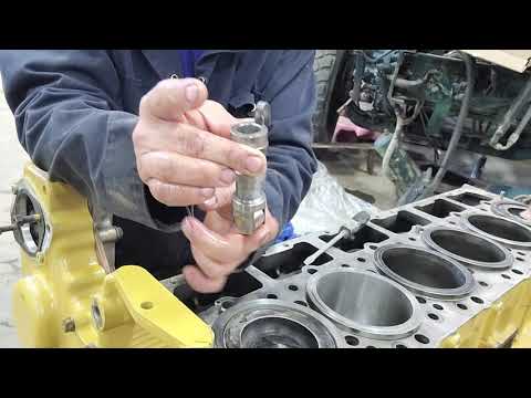 How to install cylinder head included center plate and gasket for 3406B CAT engine?