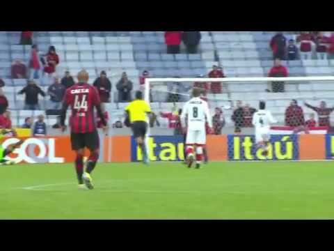 Atlético PR 1 x 1 Vitória - Gols de Pablo e Diego Renan - 17/7/2016
