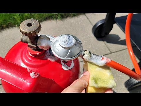 Gasflasche anschließen am Gasgrill + Dichtheitsprüfung (Anleitung)