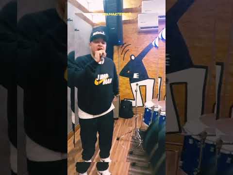 EPTOS UNO - UN MOMENTO (ensayo)