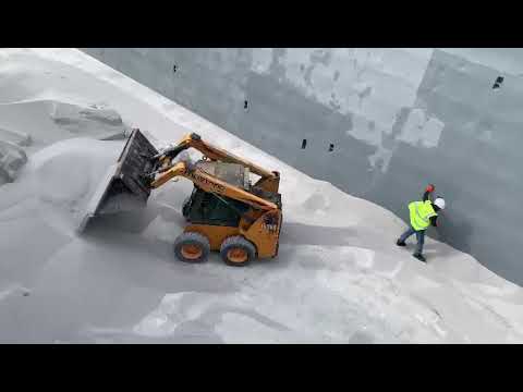 #discharge #ship #surveying#libherr #shipping #Bobcat #fertilizer @marinesurveyors-n-consultants