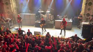 Download lagu Green Day - Warning (Live at Metro Chicago, 2022) mp3