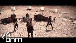 Papa Roach - Face Everything And Rise (Official Video)
