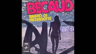 Kadr z teledysku Bagno di mezzanotte (Le bain de minuit) tekst piosenki Gilbert Bécaud