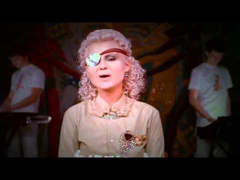 Катя Chilly - Я - молодая [HD 720p]