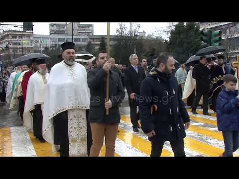 Πλήθος πιστών στη Λιτάνευση των Λειψάνων του Αγίου Νεομάρτυρα Γεωργίου στα Ιωάννινα (ΒΙΝΤΕΟ & ΦΩΤΟ) - Βήμα Ορθοδοξίας