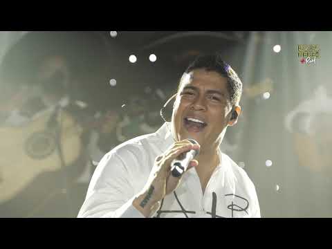 Rafa Pérez - Que De Raro Tiene  | + REAL (En Vivo)