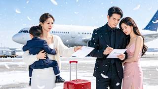 He Divorced Her for His Ex, She Vanished！6 Yrs Later, He Meets His Mini-Me and Kneels for Mercy!