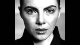 Julia Marcell - Twelve