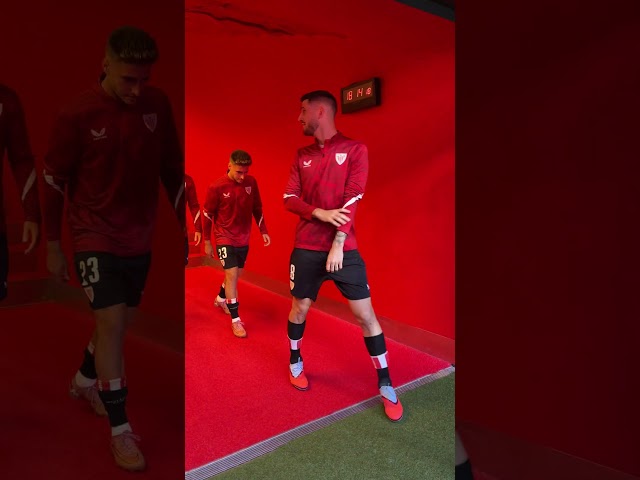Vídeo relacionado con Bilbao Regalo Aficionado Al Fútbol Los Leones de San Mamés Sudadera con Capucha