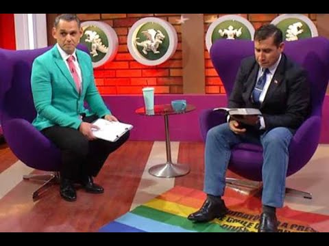 Pastor ofende a comunidad gay durante entrevista en vivo