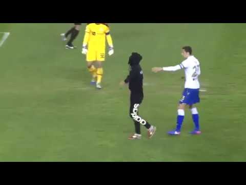 Hajduk Split vs Rijeka armed hooligan attacks referee with weapon !!