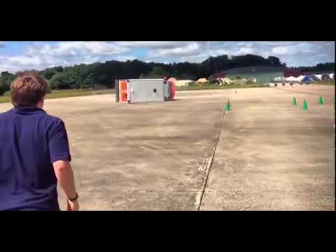 RTW kippt bei Übungsfahrt um