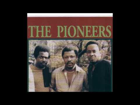Divulgando: The Pioneers -  Nine Pound Steel  /  Marcos Roots - AL