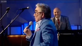 RONNIE CORBETT w/ELIO PACE - Lulu's Back In Town/Interview (Weekend Wogan BBC Radio 2 - 20/06/2010)