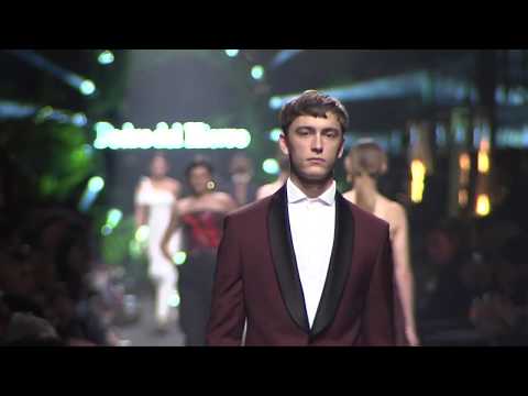 Pedro del Hierro Desfile MBFWM Colección Primavera Verano 201