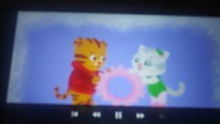 Daniel Tiger neighborhood I can take a turn and then I&#39;ll get it back let&#39;s make believe