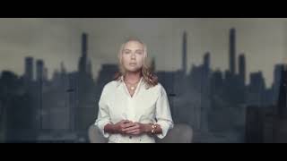 Scarlett Johansson singing Frank Sinatra’s “New York, New York”