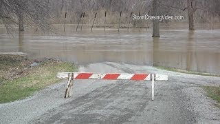 preview picture of video '4/8/2014 Murphysboro, IL River Flood Crest B-Roll'