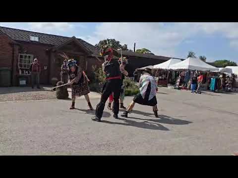 BP20240831 Off The Tracks Festival: Hogs Head /Off to California