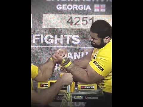 Levan and Vitaly's crazy left hand match 🦾🥶 #levansaginashvili #armwrestling #shortsvideo