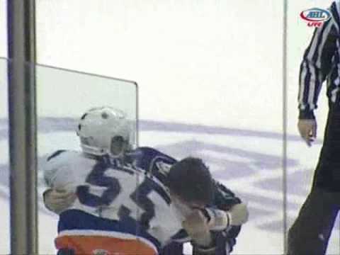 Richard Clune vs Pascal Morency
