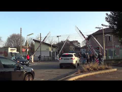 Passaggio a livello di via Guglielmo Pepe - Paderno Dugnano (MI) / Level Crossing / Bahnübergang