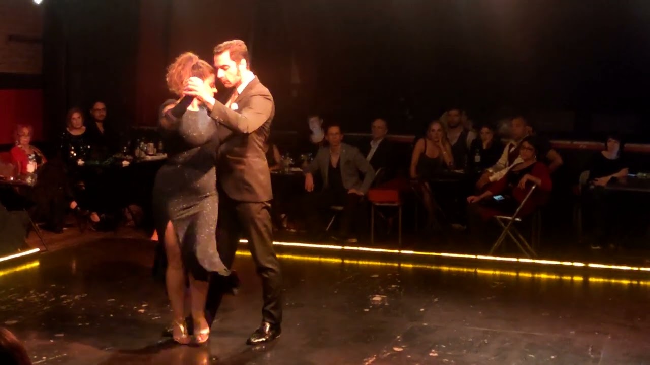 Marco Nodari y Yuliana Basmajyan "A las siete en el café"@Porteño y bailarín (Buenos Aires)
