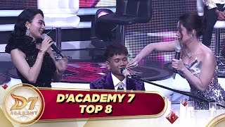Download lagu Duet Gemas! Pesona Valen Buat Depe dan Wika Rebutan Cubit Pipi Valen | D’Academy 7 Top 8 mp3