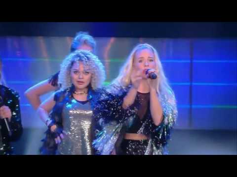 Live 6 man DE GIRLBAND KNALT MET 'SURVIVOR'!   The Next Boy Girl Band