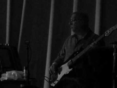 The Feelies  "Fa Ce La " 6/11/16