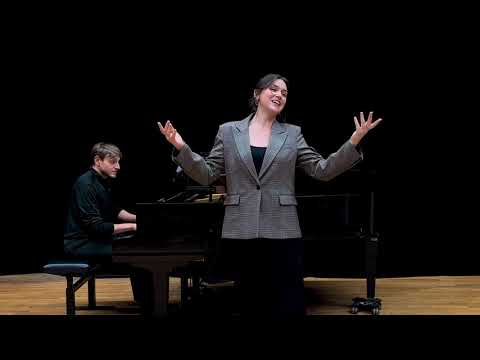 “Ich lade gern mir Gäste ein” from Die Fledermaus | J. Strauss | Grace Heldridge, mezzo-soprano