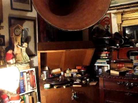 "Danube Waves"(Ivanovici) played by Orchestra Mascotte & Dajos Bela