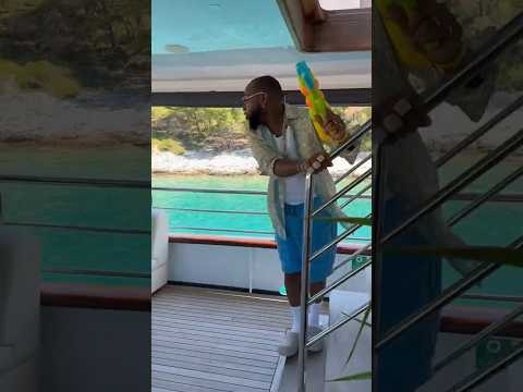 Davido cruising in his ₦15 billion yacht in 2023. 🛥️💰🥶