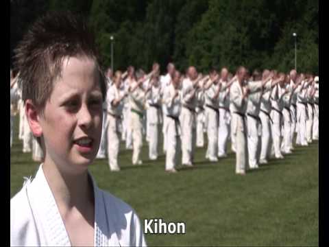 , title : 'Dansk Karate Union'