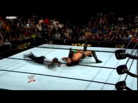 Richie Steamboat - Spinning sitout Neckbreaker Slam