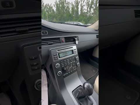 фото volvo v70 iii 0