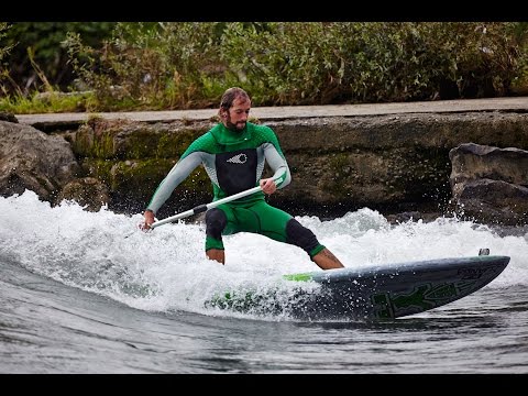 ACTIONPRO X7: SUP in river wave