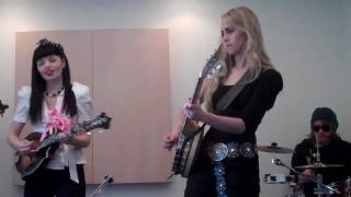 Wildflower by the JaneDear girls (acoustic)