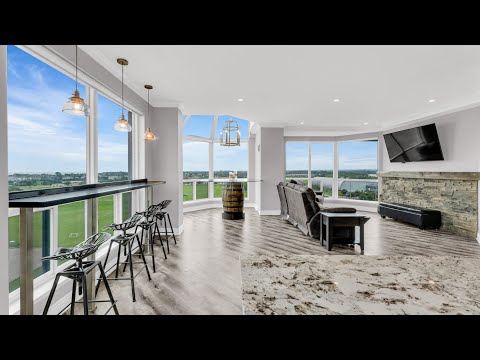 🏢 Luxury Condo 🏢 PH 1206 - 360 Watson St W, Whitby 🇨🇦 Price: $998,800 - 2+1 Bedrooms • 3 Washrooms