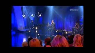 Daniel O&#39;Donnell sings Christmas 1915, on the Late, Late Show Dec.10, 2010