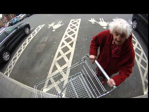 'Lycra Lout' Helps Little Old Lady