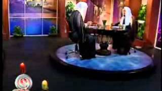 صورة حكم الزكاة فيمن اشترى أرضا بنية التجارة