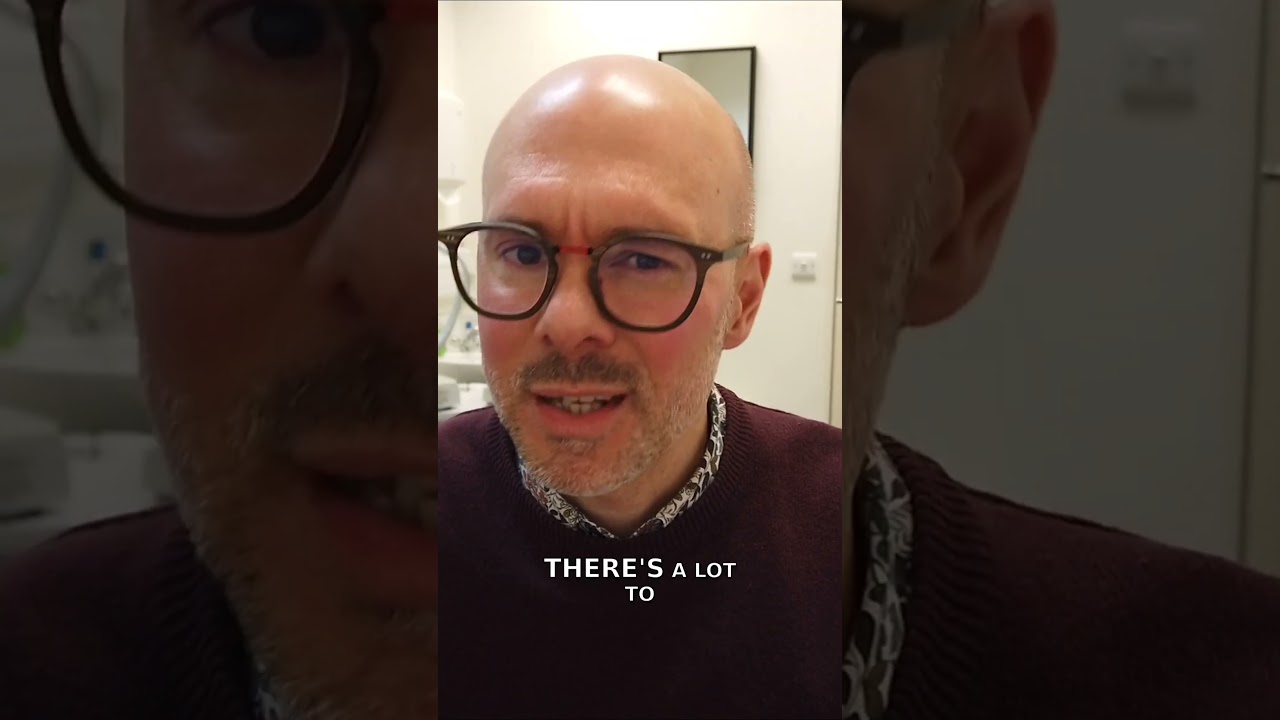 Unlock Clear Vision with Varifocal Glasses!