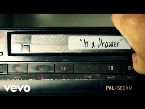 Band Of Horses - In A Drawer (Lyric Video)