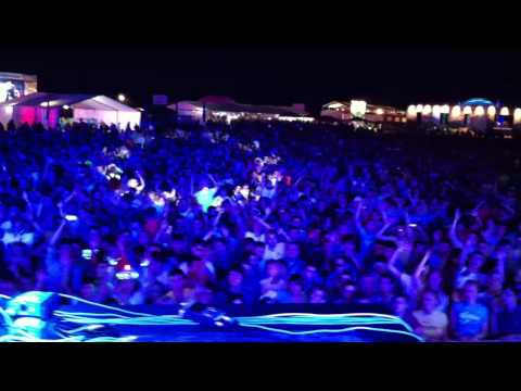 Richard Durand playing for fantastic crowd @ Global Gathering Ukraine 2011